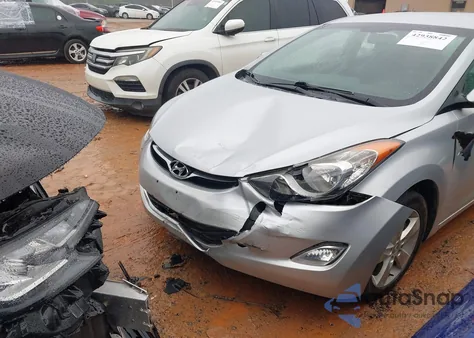2012 Hyundai Elantra Gls (Ulsan Plant) from USA, damaged, VIN KMHDH4AE6CU281645